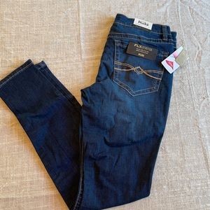 NWT Mudd Flex Stretch Skinny Jeans